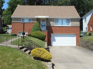 218 Sunny Dr, Pittsburgh, PA 15236