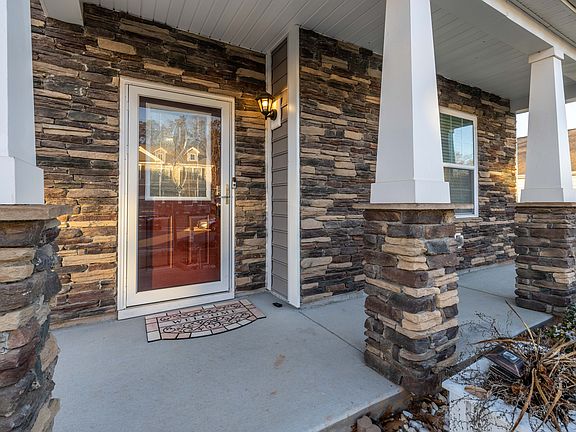 667 Saddlebred ln-5_01222025