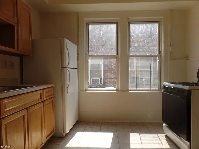 506 Ferry St #R — Photo 4