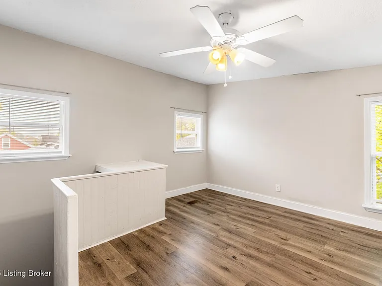 408 Doctor W #J — Photo 25