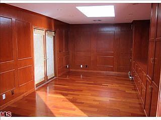 5th image of 1525 Skylark Ln