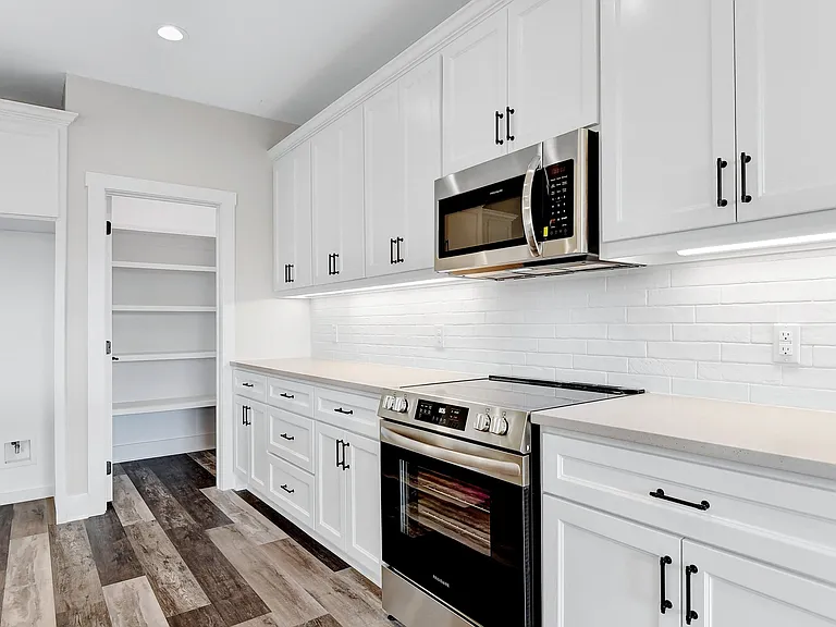 1808 Aleia Cv — Photo 28