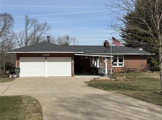 8431 Ash Dr SW, Sherrodsville, OH 44675