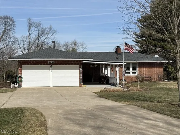 8431 Ash Dr SW, Sherrodsville, OH 44675