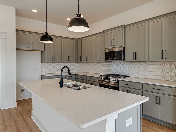 3rd image of 1010 Inez Dr Lot 182