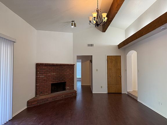 2nd image of 8083 N Mariposa St