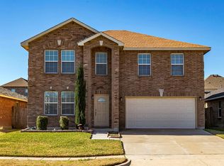 8118 Stowe Springs Ln, Arlington, TX 76002