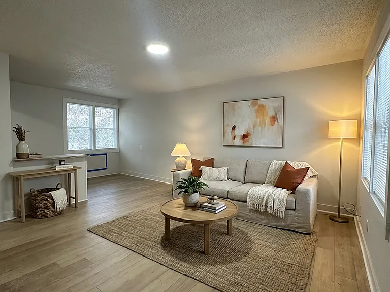 5109 Jacksboro Pike #F6 — Photo 1