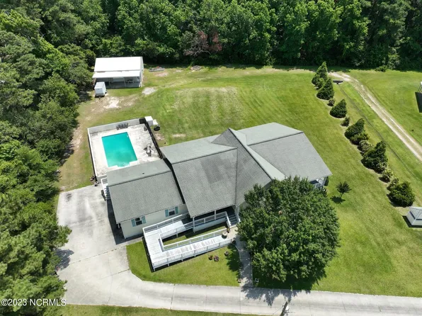 108 Graham Lane, Beaufort, NC 28516