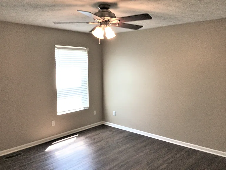 221 Choctaw Cir — Photo 11