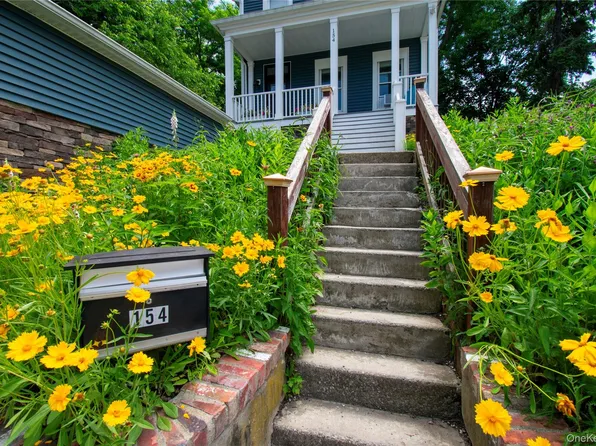 154 Spring Valley St Floor 1, Beacon, NY 12508