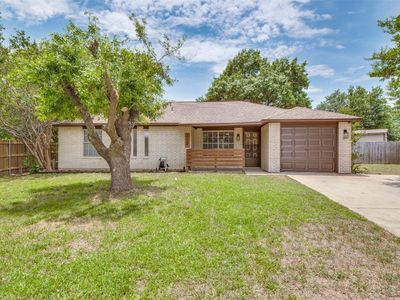 212 West Ct, Glenn Heights, TX, 75154