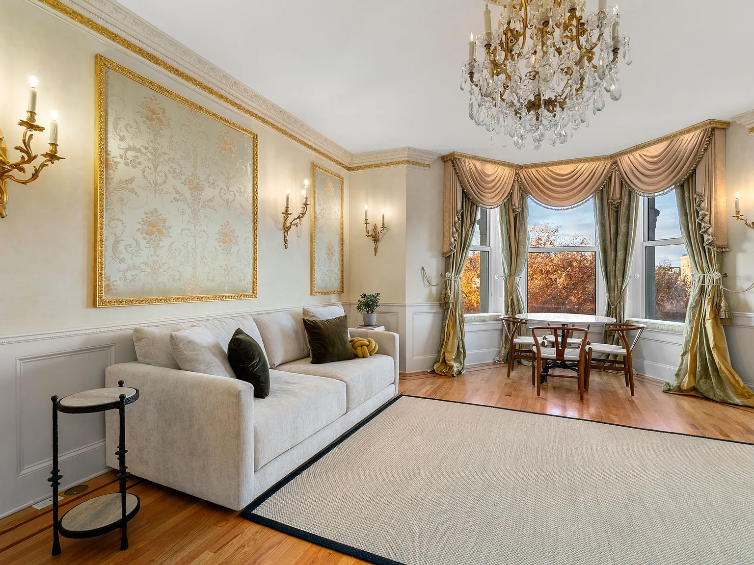 1 bed, 661 sqft, $3,900 — Photo 4