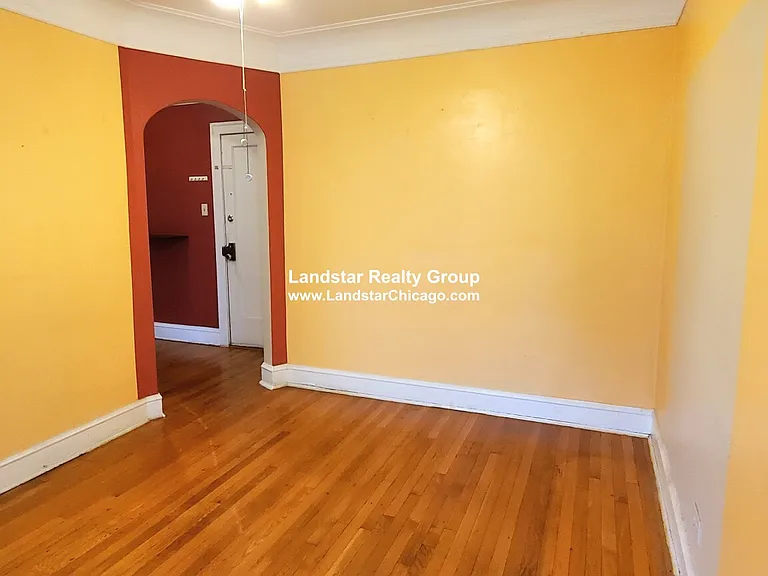 1920 W Morse Ave #2N — Photo 4