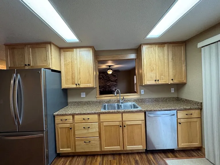 3241 Zelia Ct — Photo 11