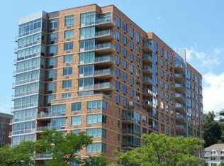 308 Hudson Park, Edgewater, NJ 07020