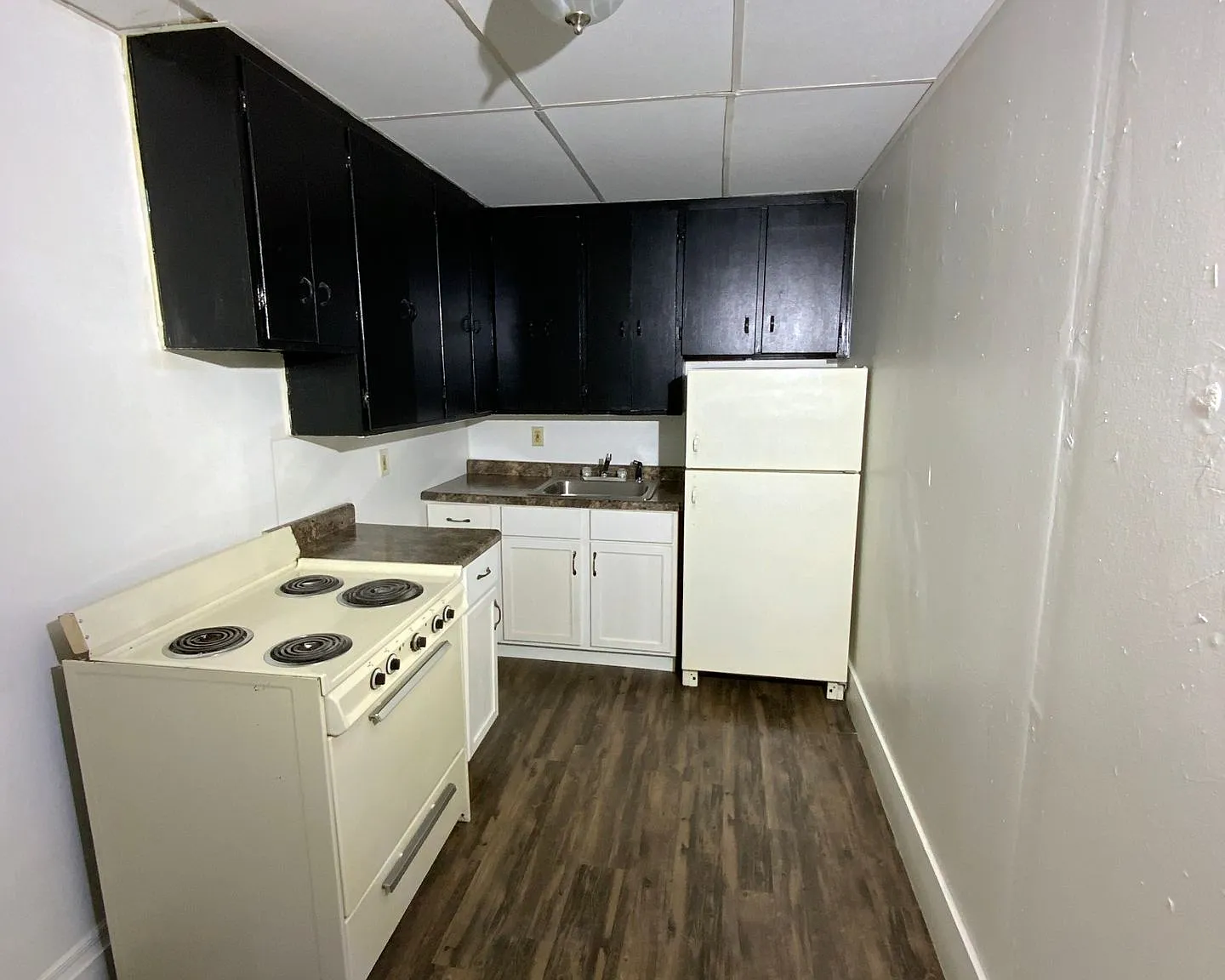 417 W Franklin St — Photo 2