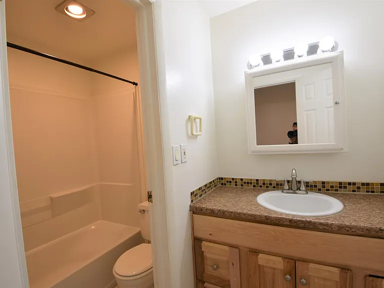 3161 Madison Ave #R-309 — Photo 11