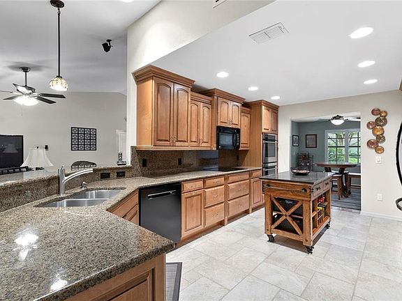 4th image of 7480 Twin Eagle Ln
