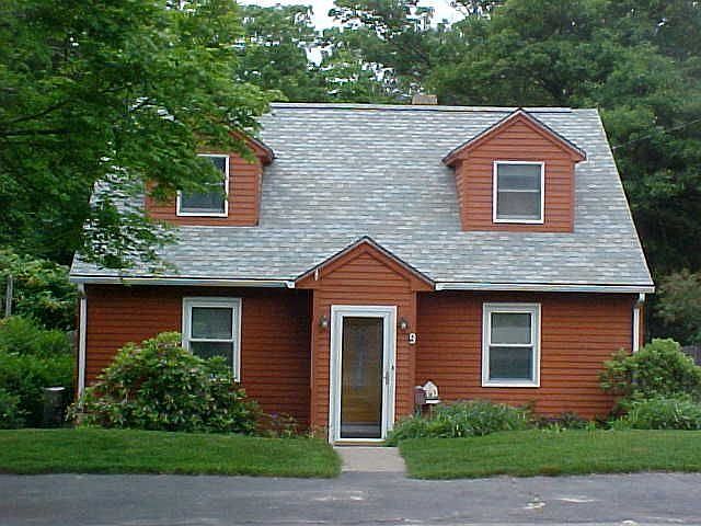 7 room cape on cul de sac