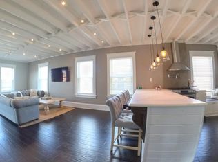 427 Funston Ave #2, Highwood, IL 60040