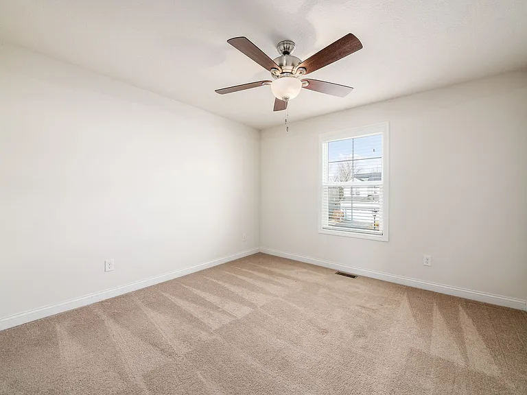 265 Linda Lee Ln — Photo 35