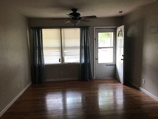 3rd image of 1700 Mimosa Dr