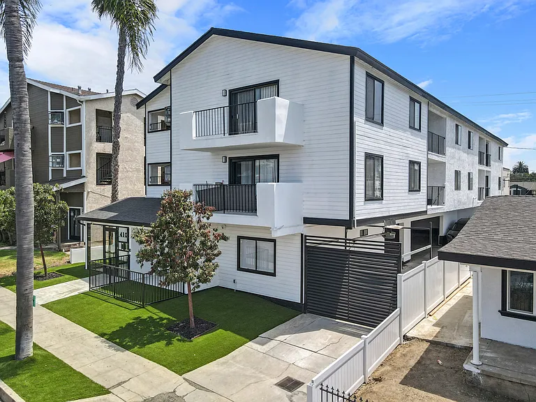 1410 Coronado Ave #8 — Photo 24