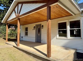 202 W 9th St, Dewar, OK 74437