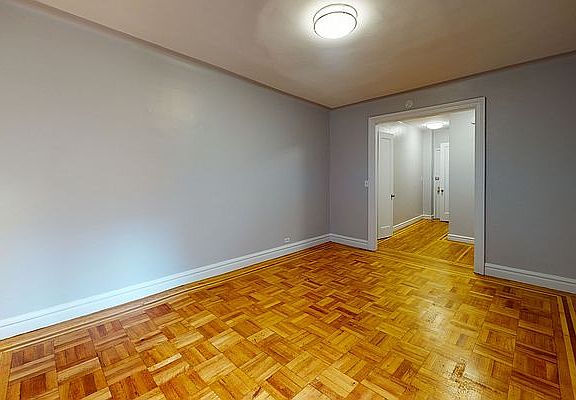 4th image of 105 Haven Ave APT 4H