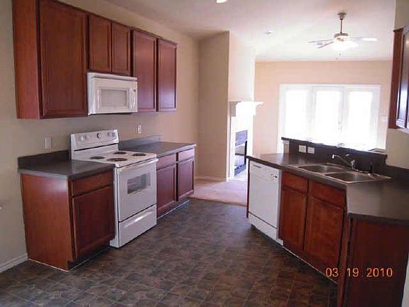 3rd image of 2916 Lynnwood Ln