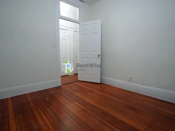 67 Brighton Ave APT 2, Boston, MA 02134