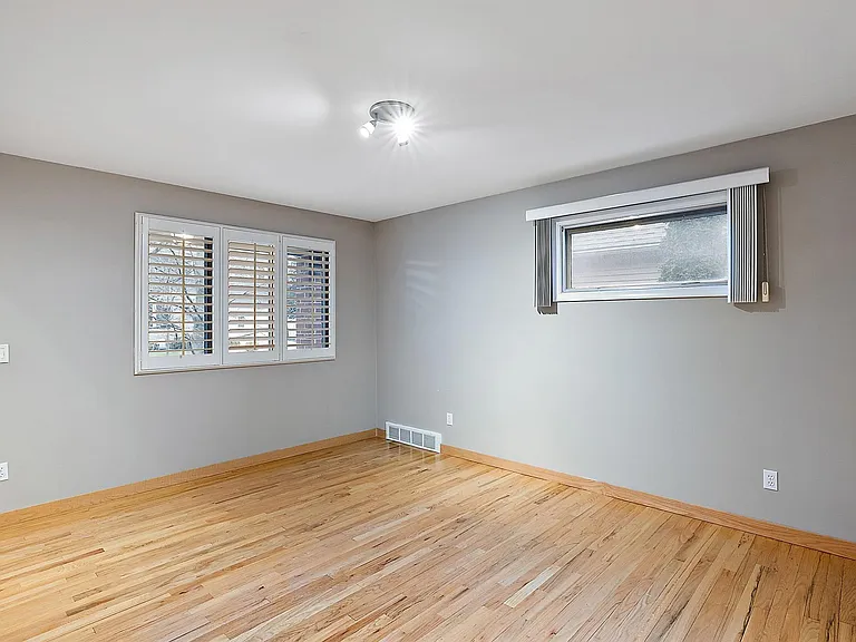 810 Chestnut St — Photo 9