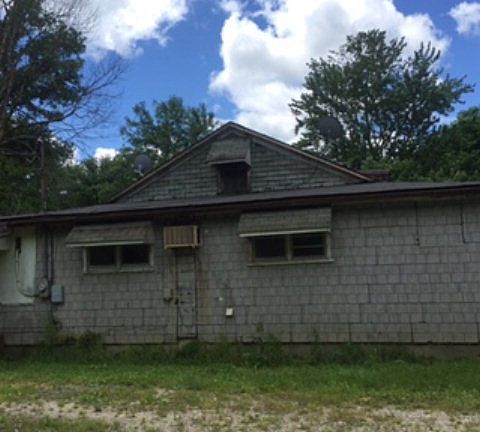 2nd image of 128 Camp Rd