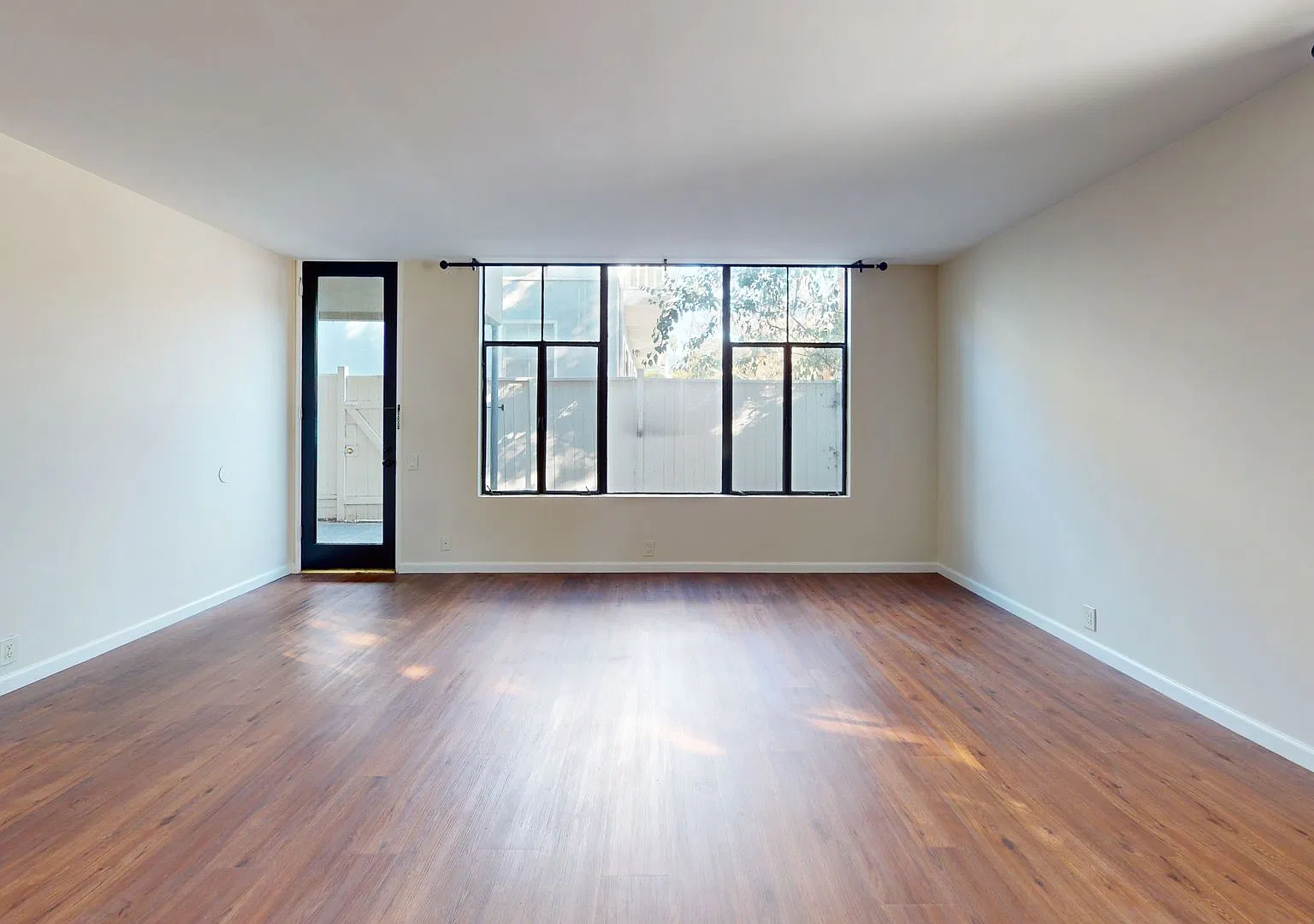 535los — Photo 2