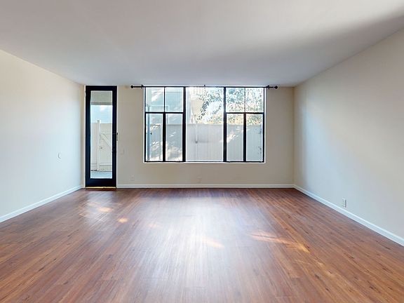 2nd image of 535 S Los Robles Ave APT 1