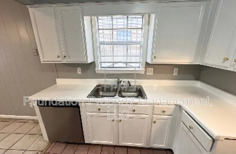 1317 Royal Oaks Cv — Photo 5