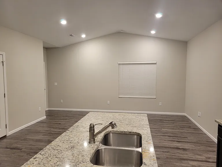 1305 N Azena St — Photo 3