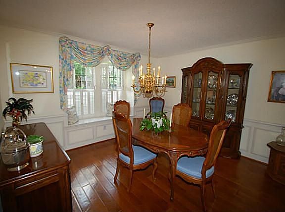 Formal dining room