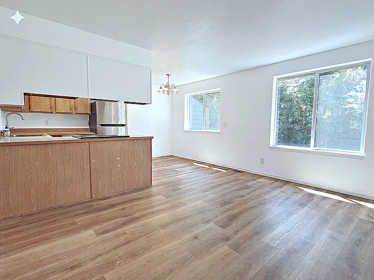 8807 N Tyndall Ave — Photo 34