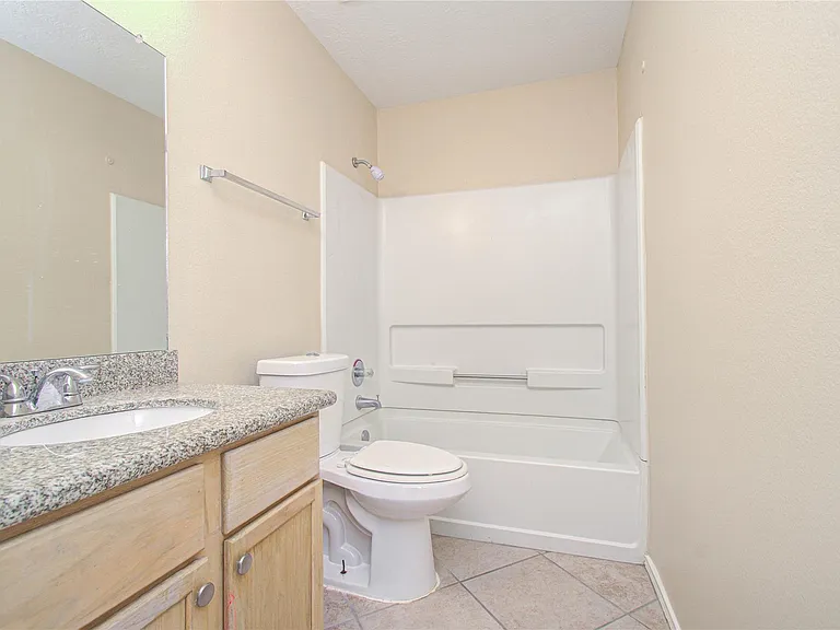 16835 Carbridge Dr — Photo 33