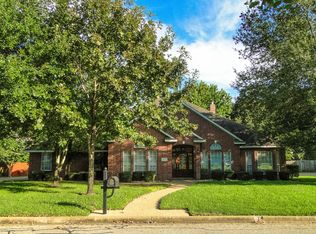 811 Timber Ln, Caldwell, TX 77836