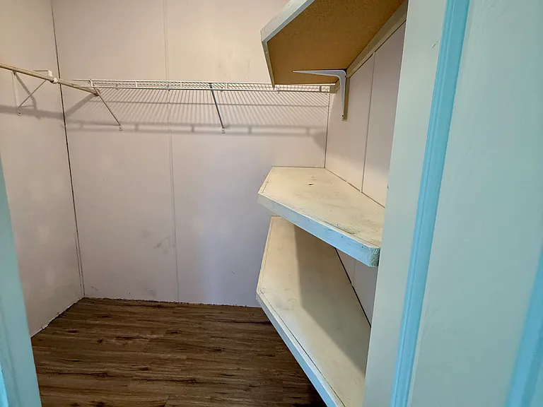 205 Winding Way — Photo 8