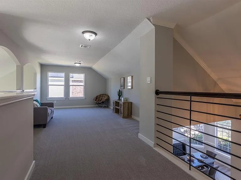 522 Jeremy Ct — Photo 29