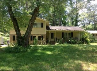 373 Greenleaf Ct, Lilburn, GA 30047