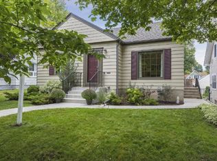 1919 Benjamin St NE, Minneapolis, MN 55418