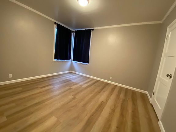 5th image of 1312 42nd Ave