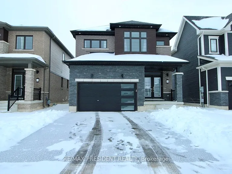 16 Peach St — Photo 1