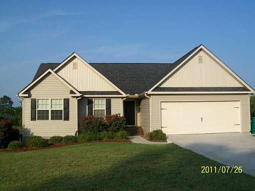 1st image of 135 Chandler Dr
