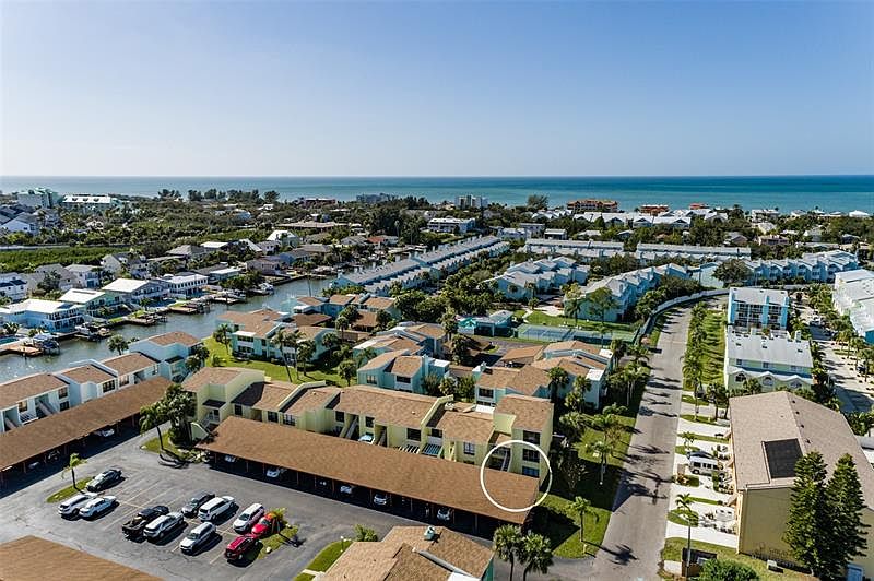 1 Windrush Blvd APT 79, Indian Rocks Beach, FL 33785 MLS T3416319
